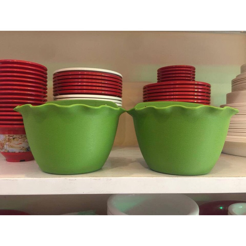 Chậu áp tường bán nguyệt (ốp tim) (25x15x14)cm Chậu ốp tường treo tường có lướt lót bên trong chậu
