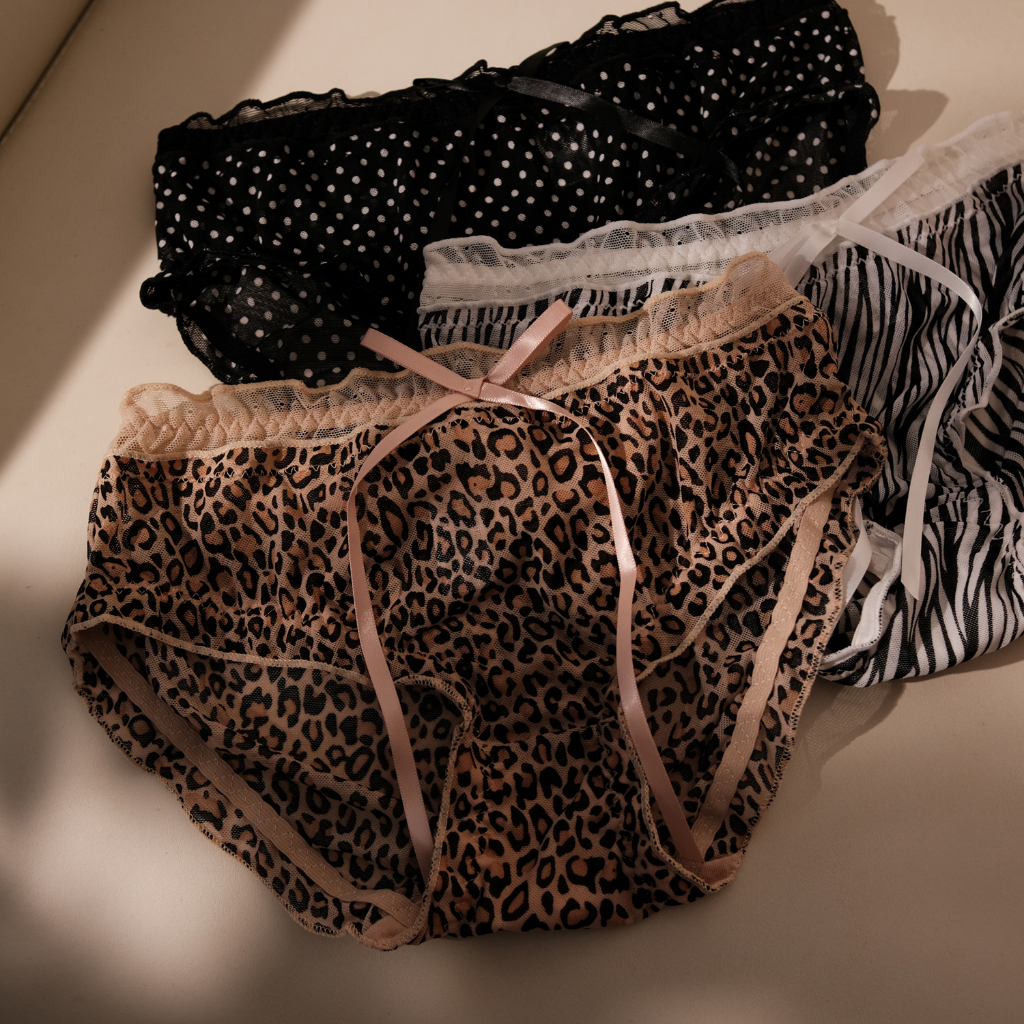 Quần Lót Nữ Sexy Chất Lưới Xuyên Thấu Dáng Cơ Bản Nhiều Màu Họa Tiết Gợi Cảm KRYSTAL Q043 spe