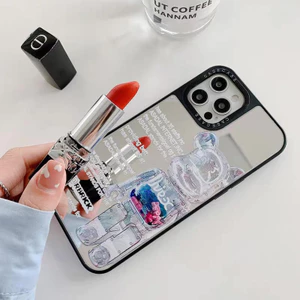 Ốp gấu Bearbrick ( màu xanh và màu hồng )