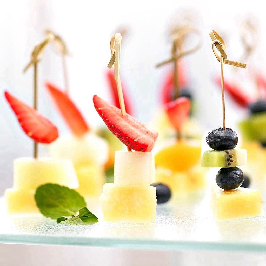 Xiên Que Trang Trí (gói 100 cái) Cocktail Que Xiên Trái Cây Trang Trí Pha Chế Tăm Tre Decor