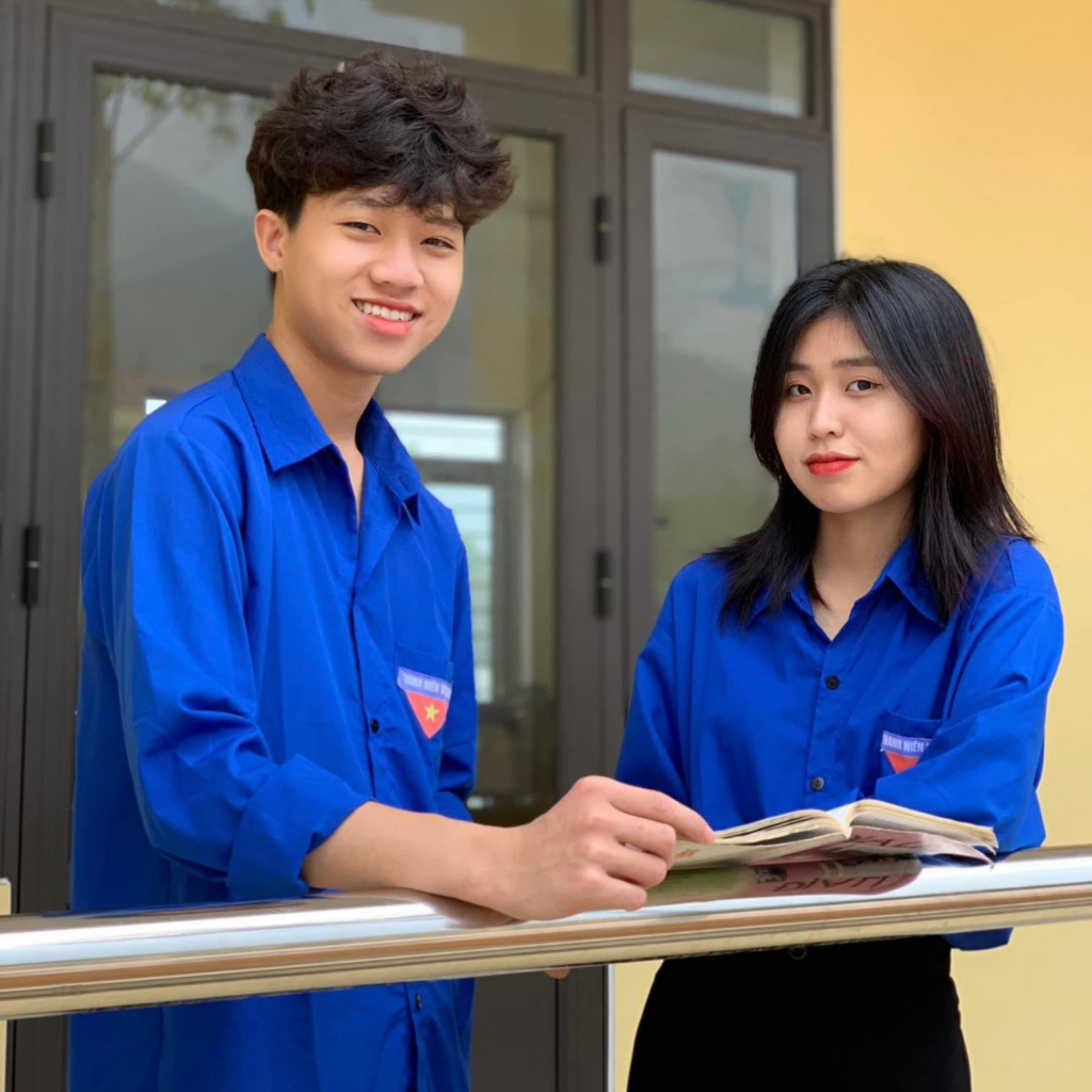 Áo đoàn thanh niên Việt Nam vải kate và lụa loại tốt hàng tiêu chuẩn VNO141