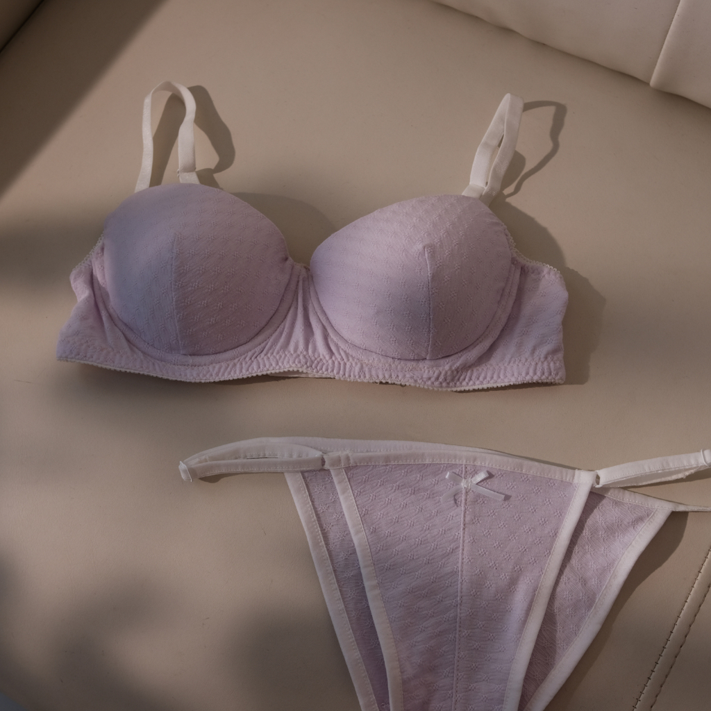 Bộ Đồ Lót Nữ Sexy Gồm Áo Có Gọng Mút Có Thể Tháo Rời Và Quần Dáng Nửa Mông Gợi Cảm KRYSTAL Onyx Tím pastel spe