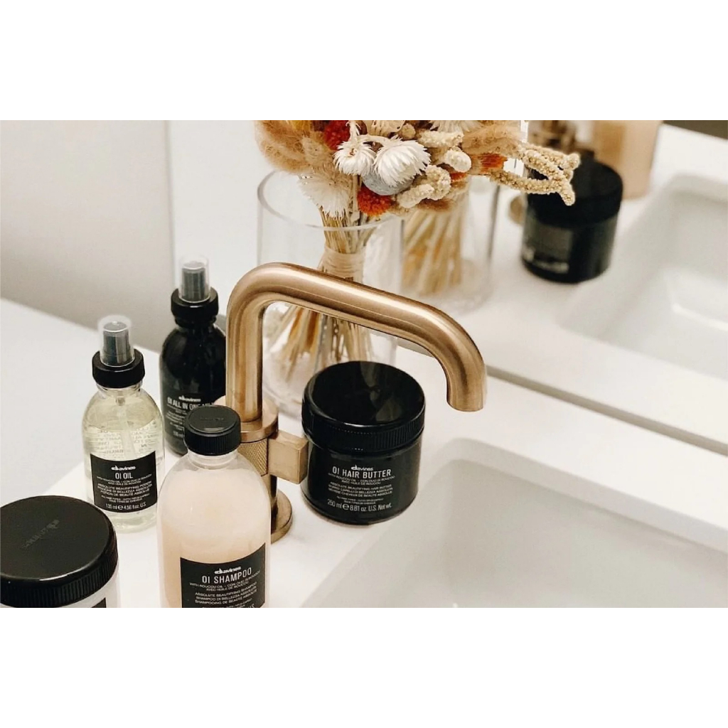 Dầu Dưỡng Tóc - Davines Oi/ All in one milk - Dưỡng chất chăm sóc da năng, chống rối, mềm mượt (135ml)