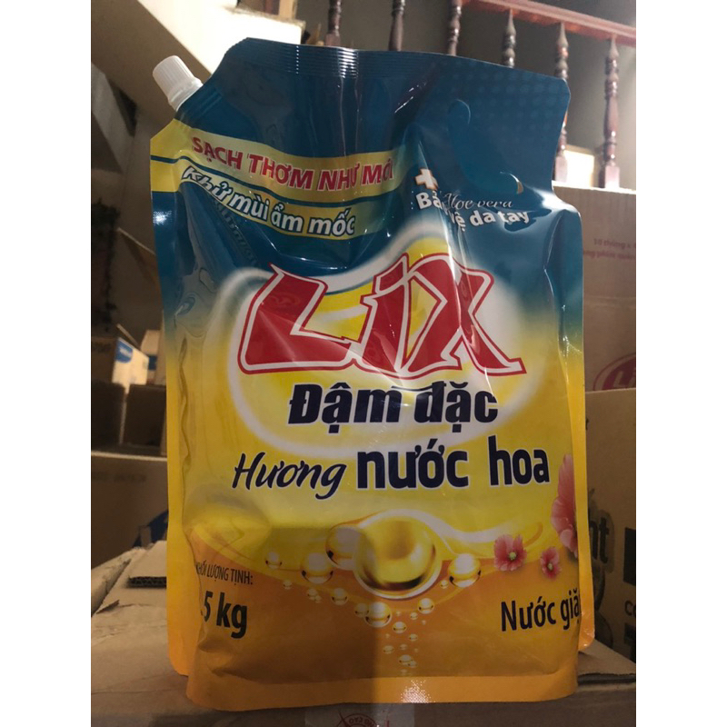 Túi nước giặt Lix đậm đặc hương hoa túi 3.2kg - 3.5kg làm sạch cực nhanh vết bẩn