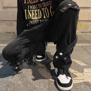Quần Jeans Nam Nữ From Rộng Dáng Suông Màu Đen và Xanh Phối Phụ Kiện, Thời Trang Unisex Phong Cách Hàn Quốc (QJT033)