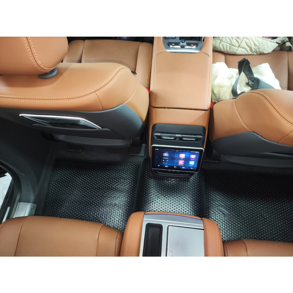 Thảm lót ô tô KATA cho xe Vinfast VF9 (2023-2025) - Khít với sàn, Chống thấm, Chống trơn, Ko ẩm mốc