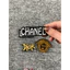 sticker thêu là ủi bộ quần áo