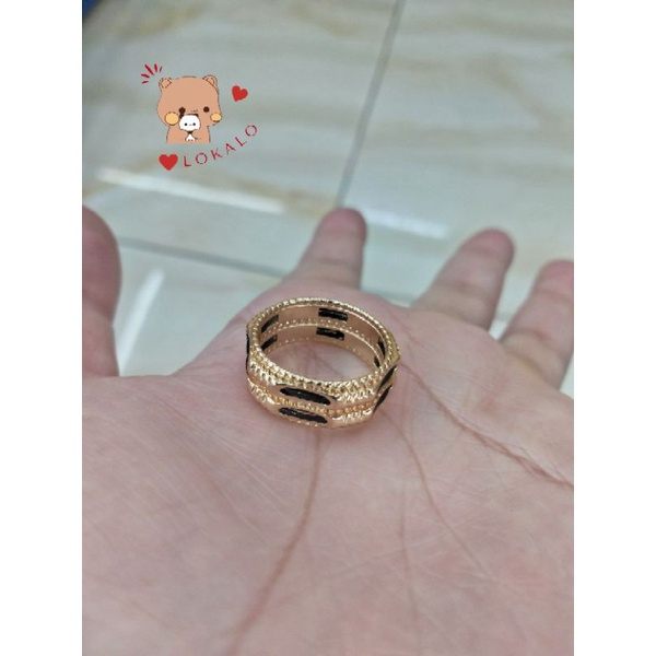 Feng Shui Ring by Tuputo