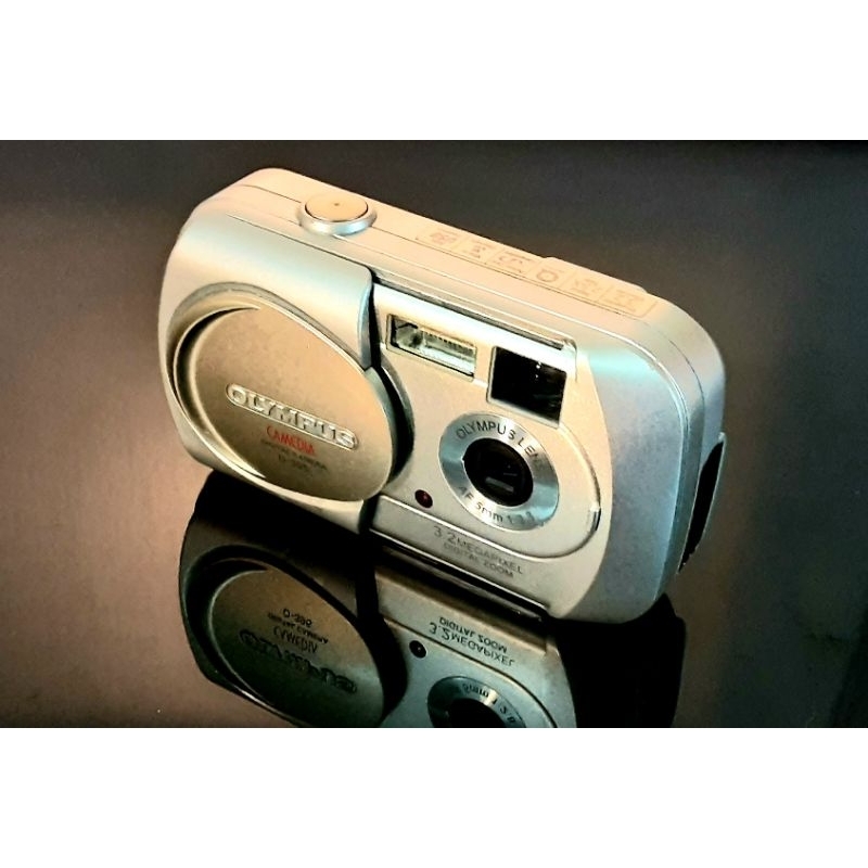 Máy ảnh kts Vintage Olympus CAMEDIA D395 (C160) 3.2 độc đáo Shopee