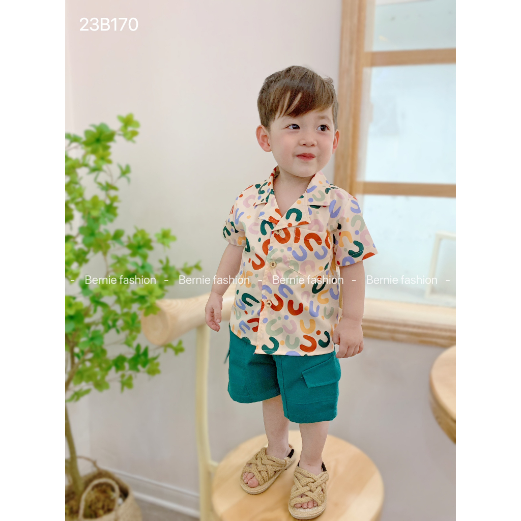 Bộ sơ mi hoạ tiết chữ đi biển cho bé trai, set sơ mi quần kaki cá tính Bernie