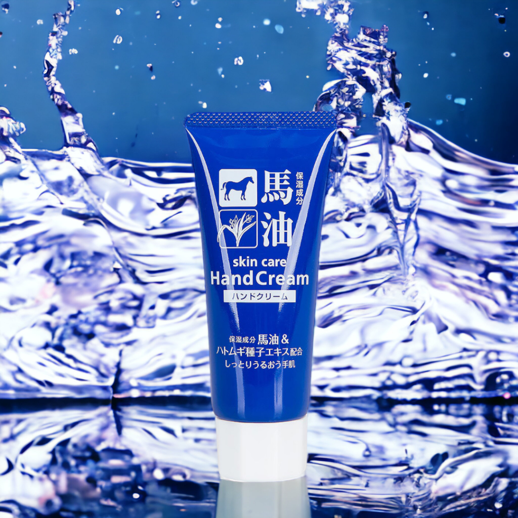 Kem Dưỡng Ẩm Da Tay Chiết Xuất Dầu Ngựa Và Ý Dĩ Hatomugi Hand Cream (Tuýp 60g)