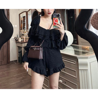 Set Bộ Đồ Nữ Áo Xốp Bèo Tầng Chun Tay Màu Đen Mix Quần Sooc Đùi Gấu Bèo Freesize