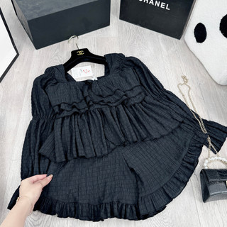 Set Bộ Đồ Nữ Áo Xốp Bèo Tầng Chun Tay Màu Đen Mix Quần Sooc Đùi Gấu Bèo Freesize