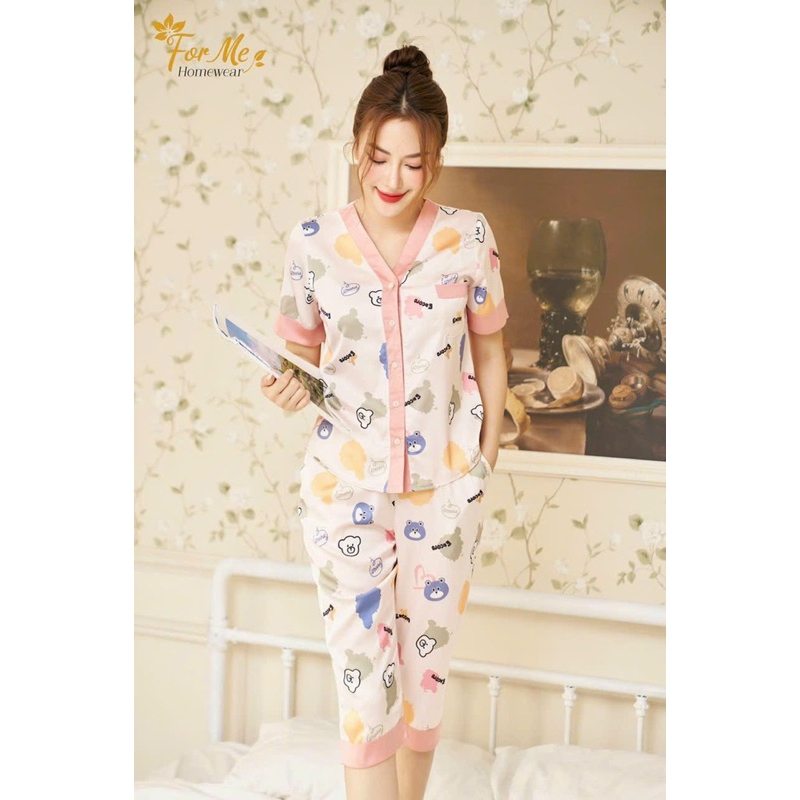 Bộ mặc nhà chất Lụa Hàn Châu Cao Cấp quần lửng cổ V họa tiết