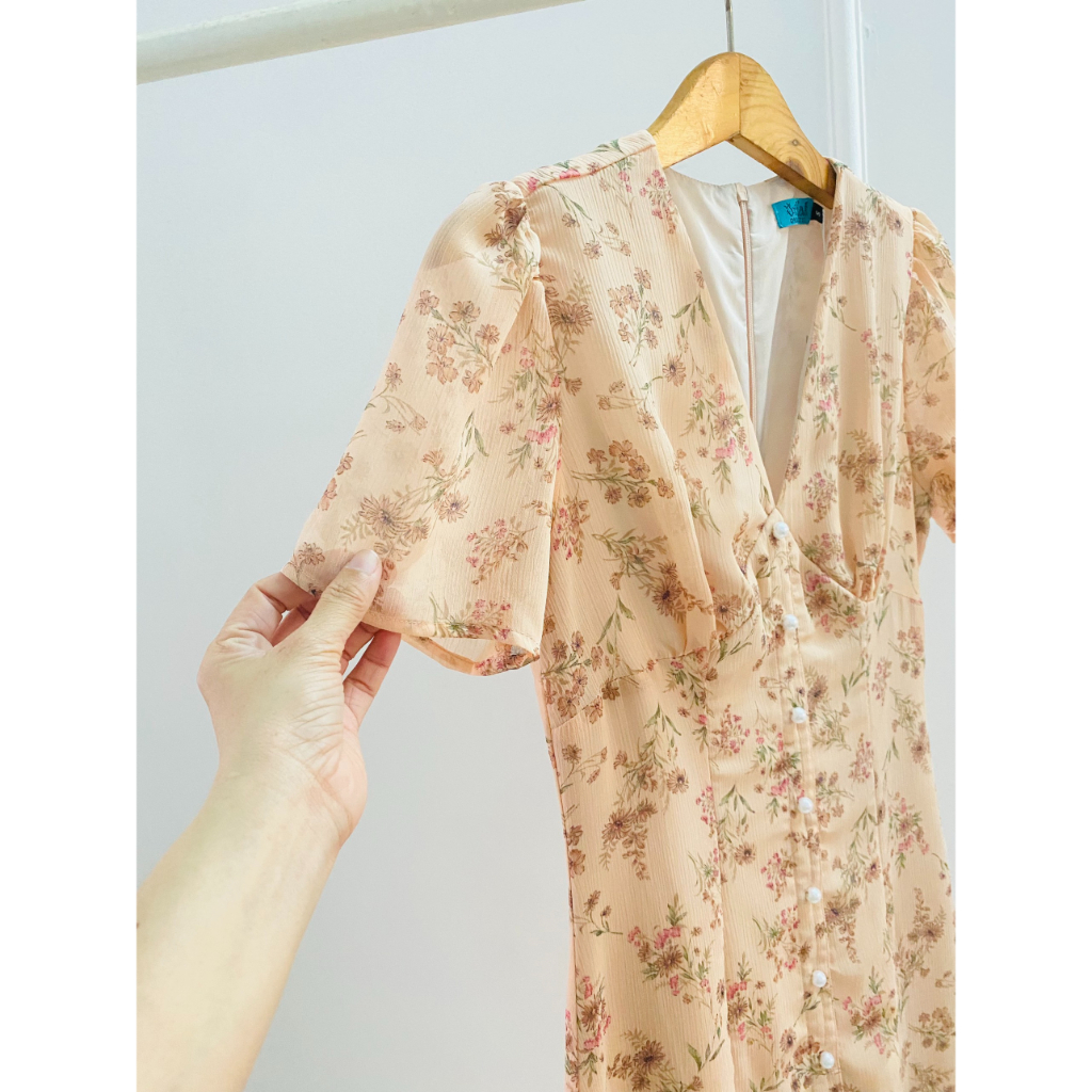Đầm Hoa Katia The Kat House, vải chiffon gân có kèm lớp lót lụa mềm mại, nhẹ nhàng, bay bổng, thoải mái