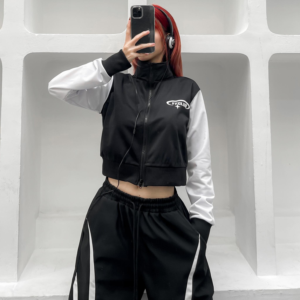 Áo Khoác FF WILDESTDREAMS CROP JACKET