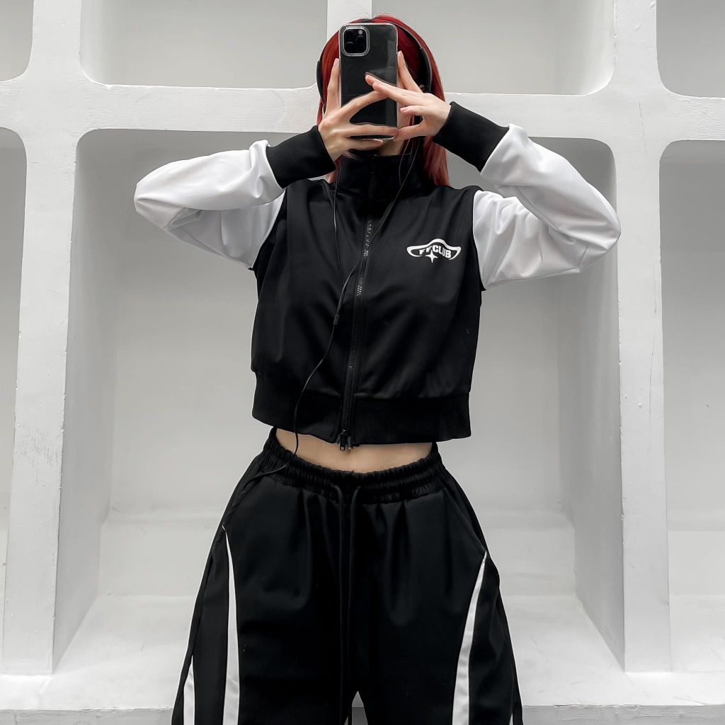 Áo Khoác FF WILDESTDREAMS CROP JACKET