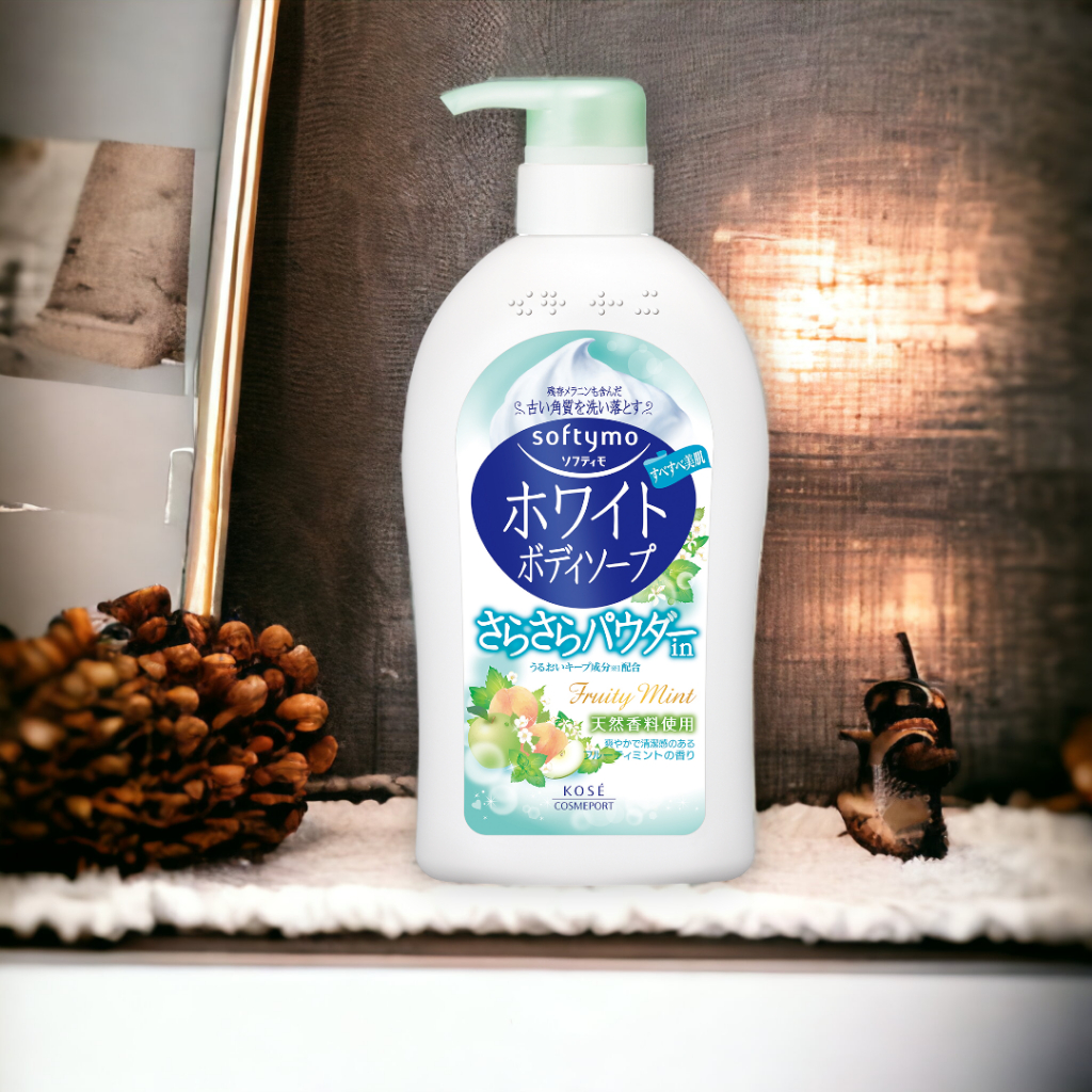 Sữa Tắm Giúp Dưỡng Trắng Sáng Da Kosé Softymo White Body Soap Collagen (600mL)