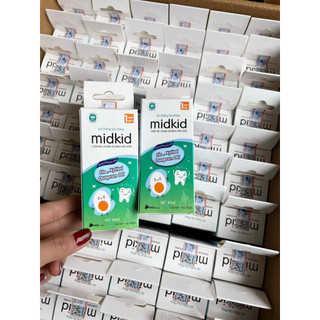 Xịt chống sâu răng MIDKID cho bé từ 1 tuổi giúp làm sạch và bảo vệ men răng, ngăn ngừa mảng bám ố vàng, hà mủn
