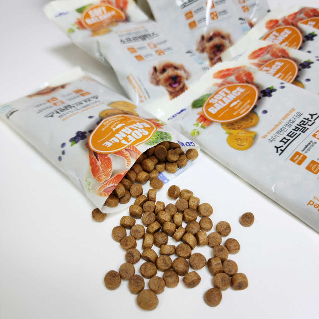 [100GRAM] Soft Balance- Thức ăn hạt mềm cho chó mọi lứa tuổi vị cá hồi, vịt 100gr nhập khẩu Hàn Quốc
