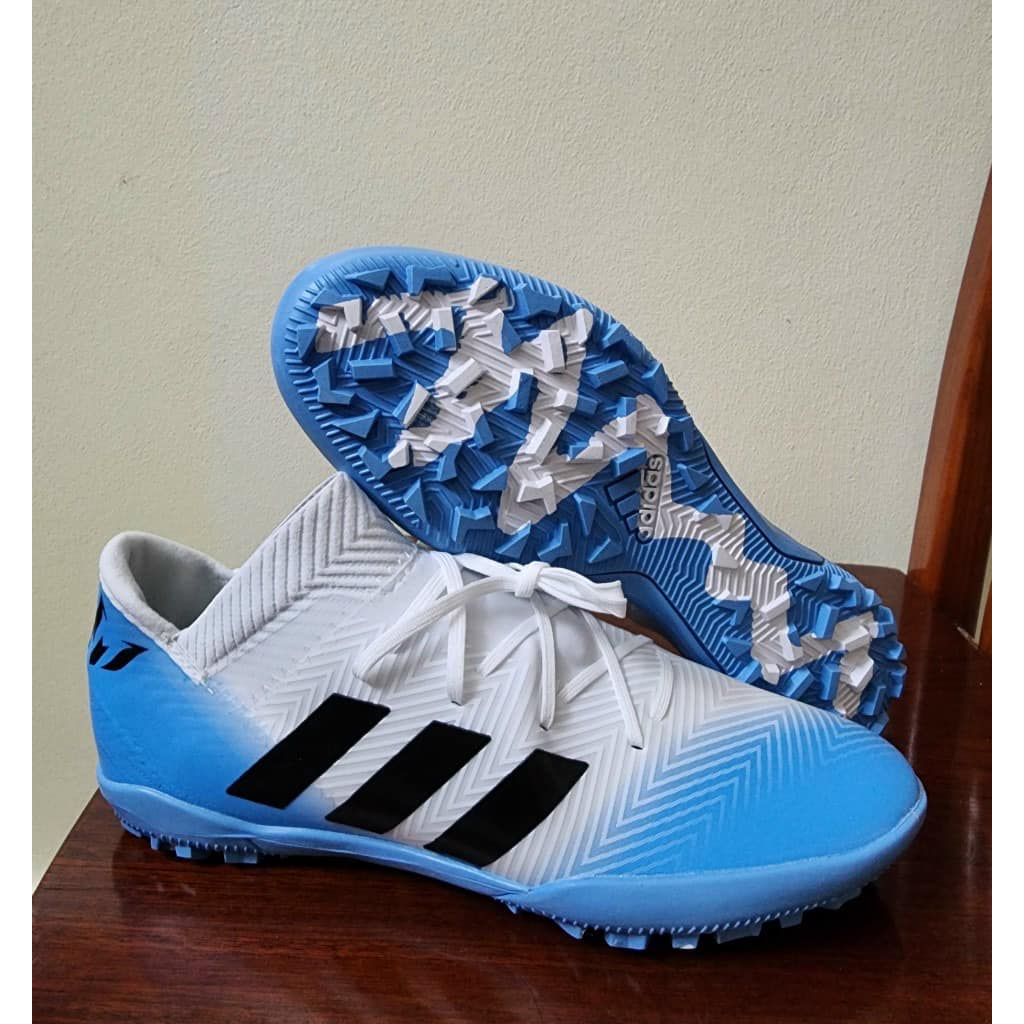 Giày đá bóng sân cỏ nhân tạo Adidas Nemeziz 18.3 TF | Shopee Việt Nam