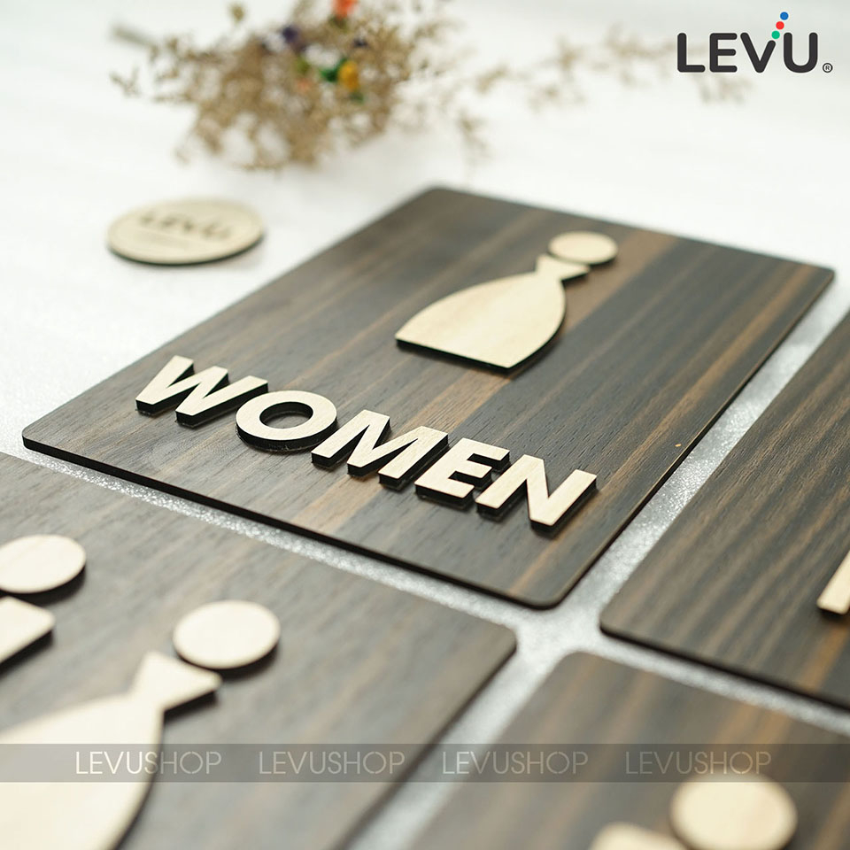 Bảng WC Men Women trang trí bằng gỗ chữ nổi 3D có sẵn keo dán tường khu vực cửa nhà vệ sinh LEVU TL41