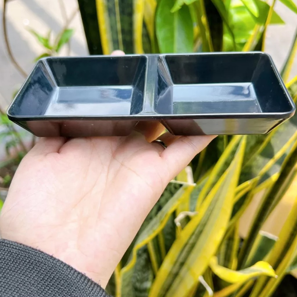 Dĩa - Chén Nước Chấm 2 Ngăn  – C103D FATACO - Nhựa Melamine Màu Đen Cao Cấp