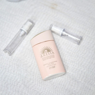Sữa chống nắng dịu nhẹ Perfect UV Sunscreen Mild Milk Hồng Sữa cho da nhạy cảm 60ml