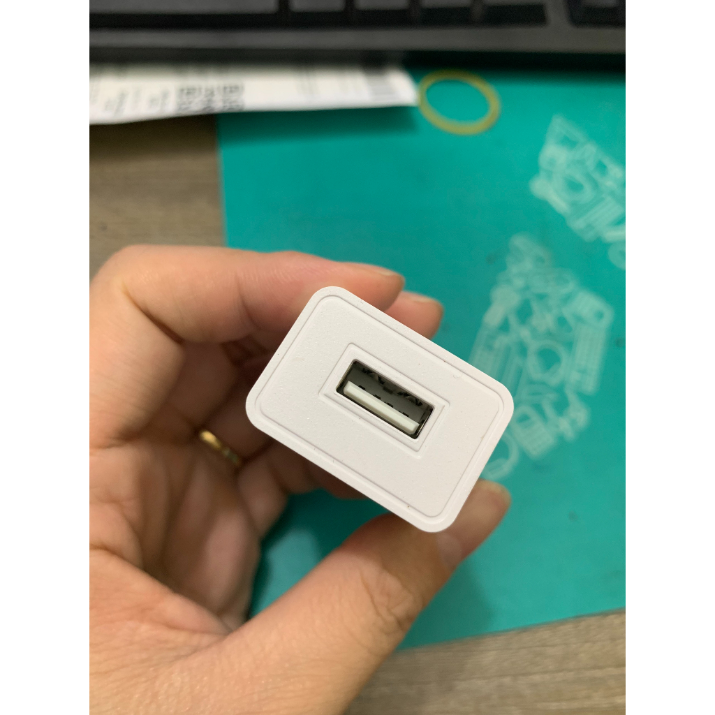 Củ sạc chính hãng Vsmart 5v-2A 10w,cáp sạc vsmart dùng cho tất cả các máy android ,samsung,huawei,vivo...