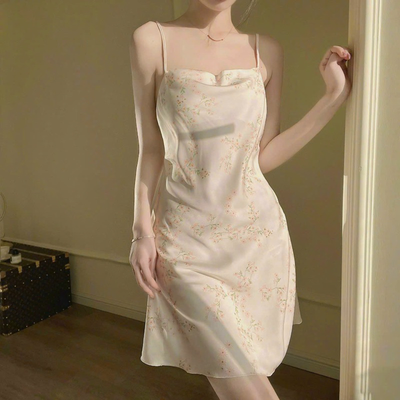 (Che tên_Hoả tốc) Váy ngủ lụa  hai dây cổ đổ hoạ tiết  chất liệu lụa Satin cao cấp