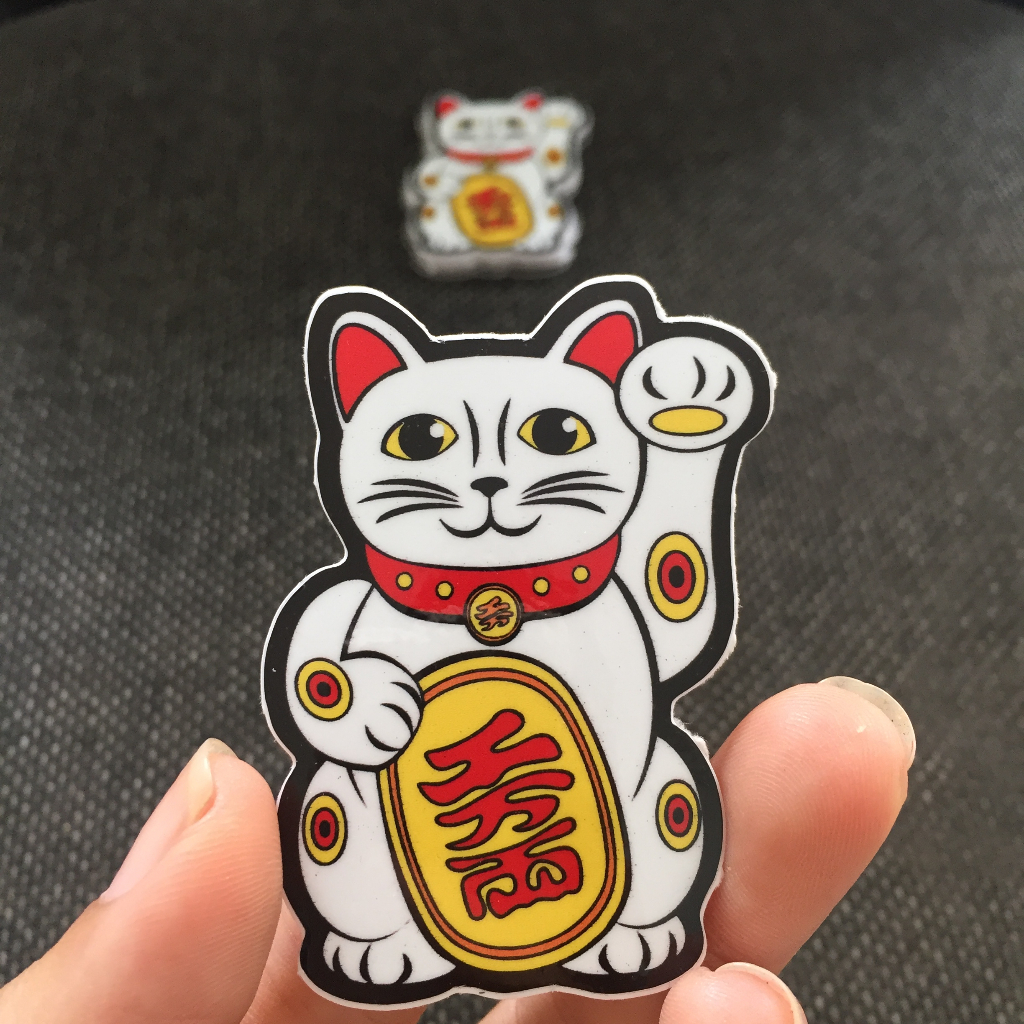 Tem mèo thần tài dán đầu xe, bợ cổ, điện thoại, laptop... Decal chống nước không bay màu