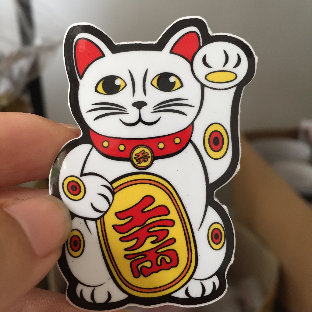 Tem mèo thần tài dán đầu xe, bợ cổ, điện thoại, laptop... Decal chống nước không bay màu