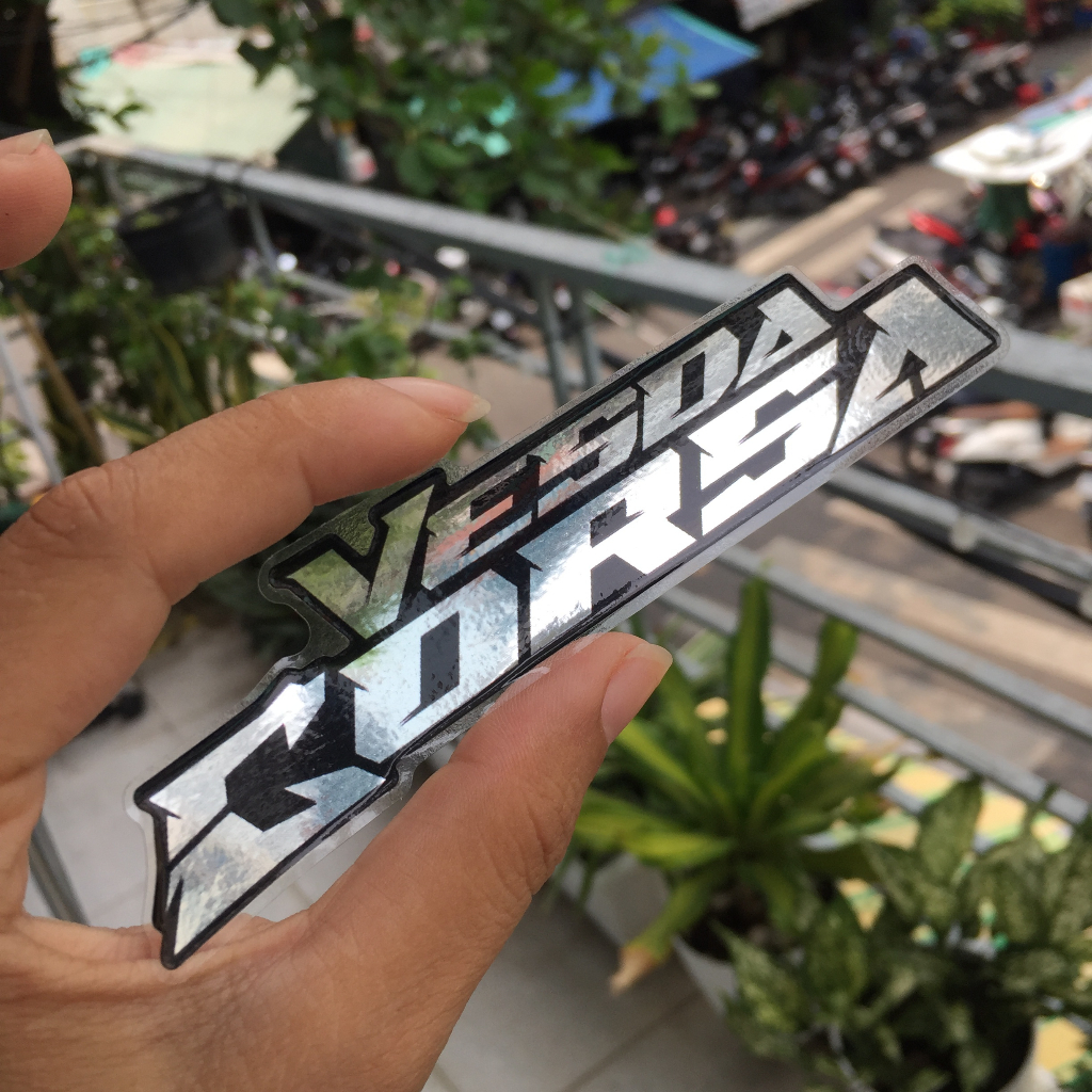 Bộ tem Vesda Corsa, chất liệu Crom sáng bóng. Decal cao cấp dán xe Vespa và mọi dòng xe khác. Chống nước