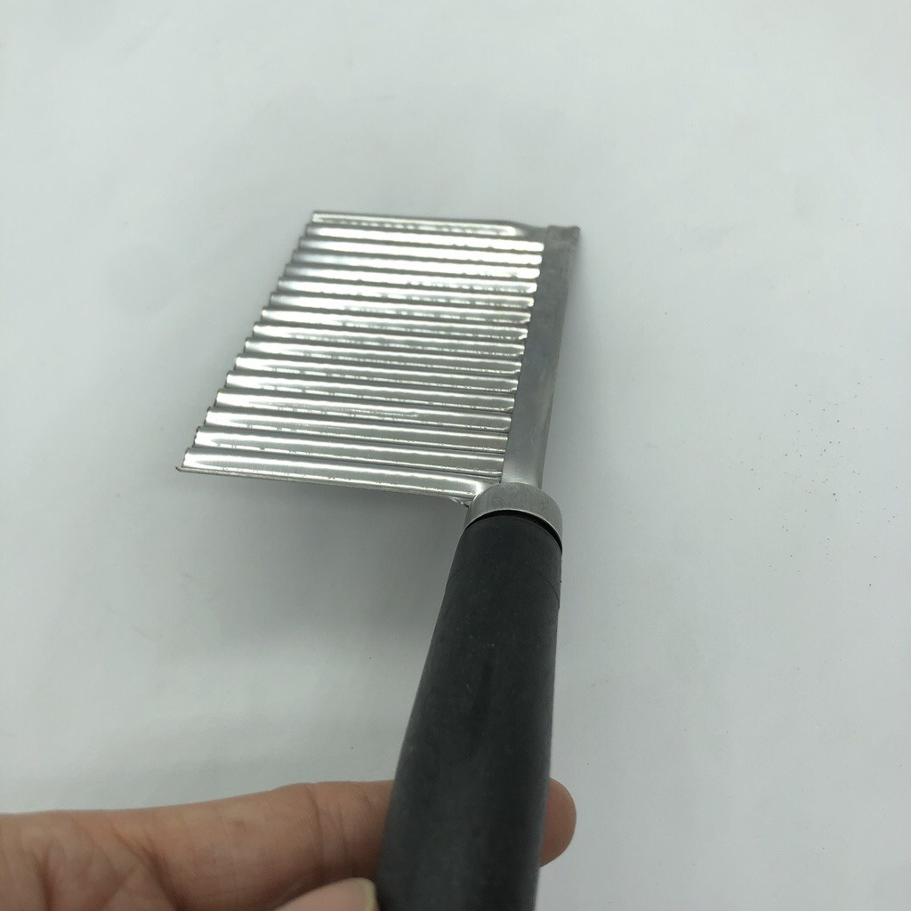 Dao Cán Đen căt rau câu gợn sóng - Dao chặn rau củ  lượn  sóng
