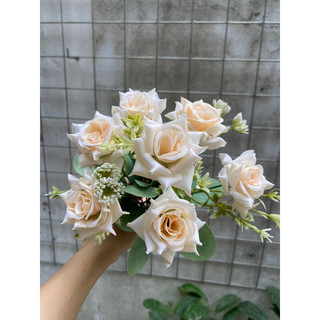 Chùm hoa hồng quế 7 bông siêu xinh loại 1, hàng nhập khẩu- Hoa lụa,hoa giả trang trí