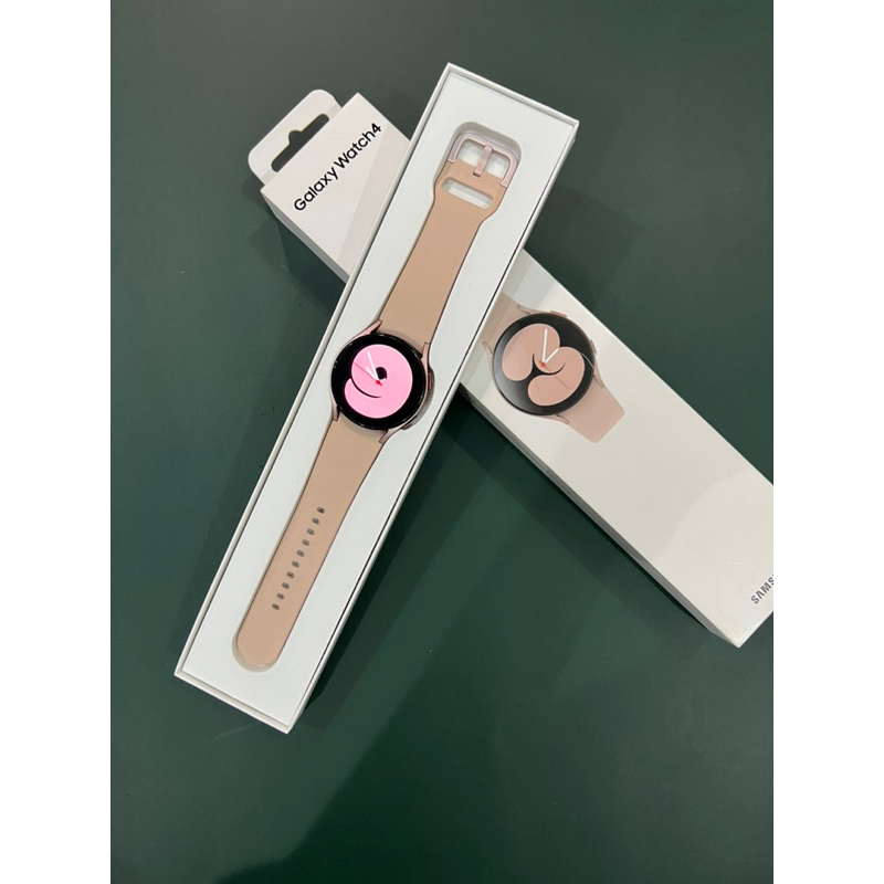 Samsung Galaxy Watch4 40mm (Versione EU) – Smartwatch Con Analisi Della Composizione Corporea, ECG, Monitoraggio Sonno – Orologio Fitness In Alluminio – Oro Rosa