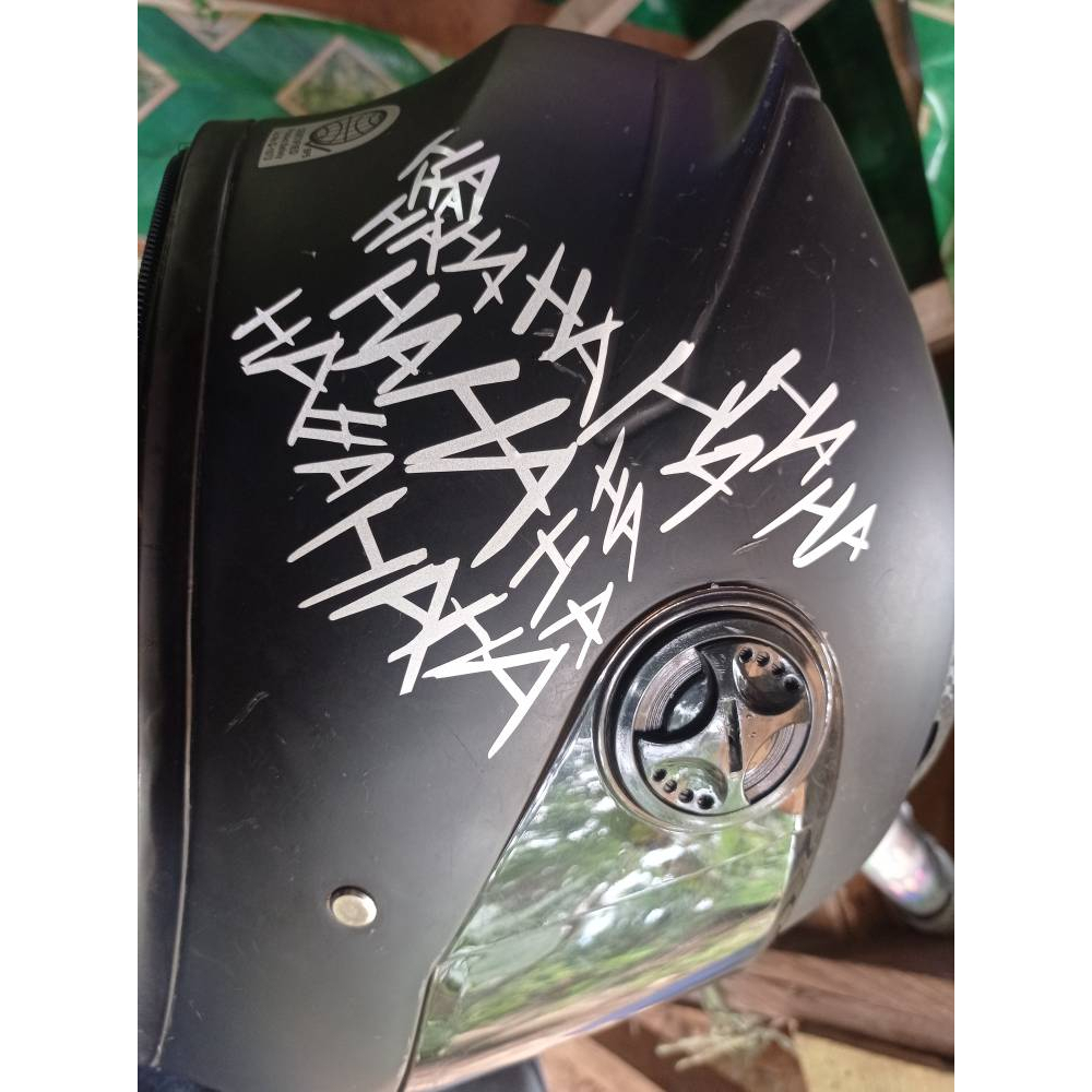 Tem Ha ha ha hahaha Joker Laugh. Decal trang trí mũ bảo hiểm ô tô xe máy, hài hước chống nước