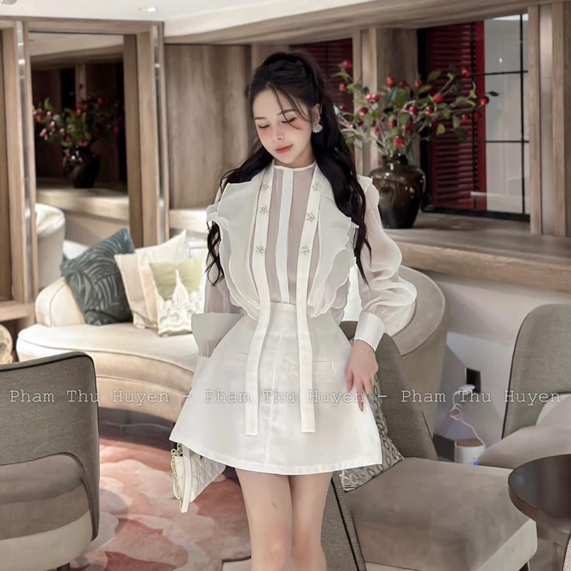 (HÀNG Y ẢNH 100%) Set áo sơ mi tơ bèo ngực kèm chân váy tafta - 𝐕𝐘.𝐂𝐋𝐎𝐓𝐇𝐄𝐒 𝐂𝐇𝐔𝐘𝐄̂𝐍 𝐇𝐀̀𝐍𝐆 𝐐𝐔𝐀̉𝐍𝐆 𝐂𝐇𝐀̂𝐔 𝐂𝐇𝐈́𝐍𝐇 𝐇𝐈𝐄̣̂𝐔