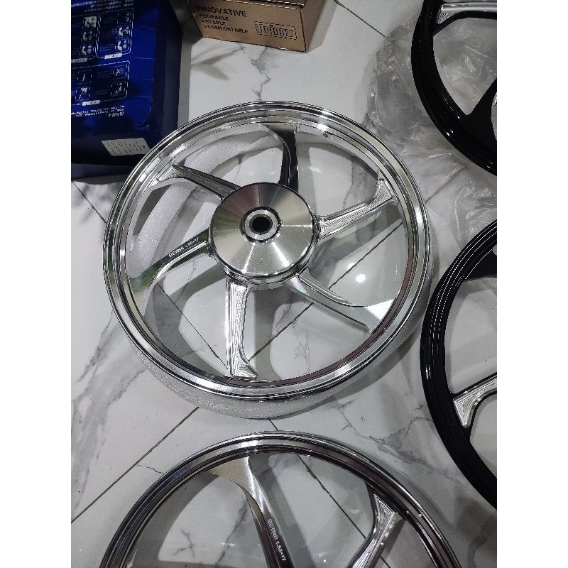 mâm nvx size 17 enkei