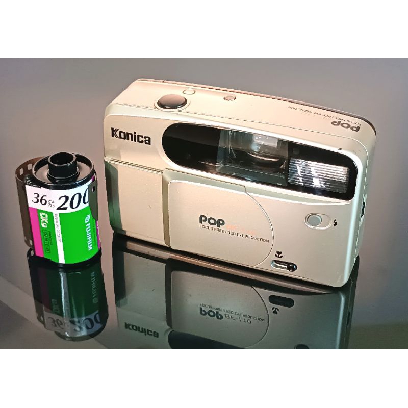 Appareil Photo Argentique Konica Pop – 35mm – Très Bon État