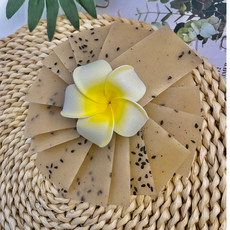 Bánh Phồng chay (Vị chuối) 250G Đặc Sản Năm Căn _ Cà Mau