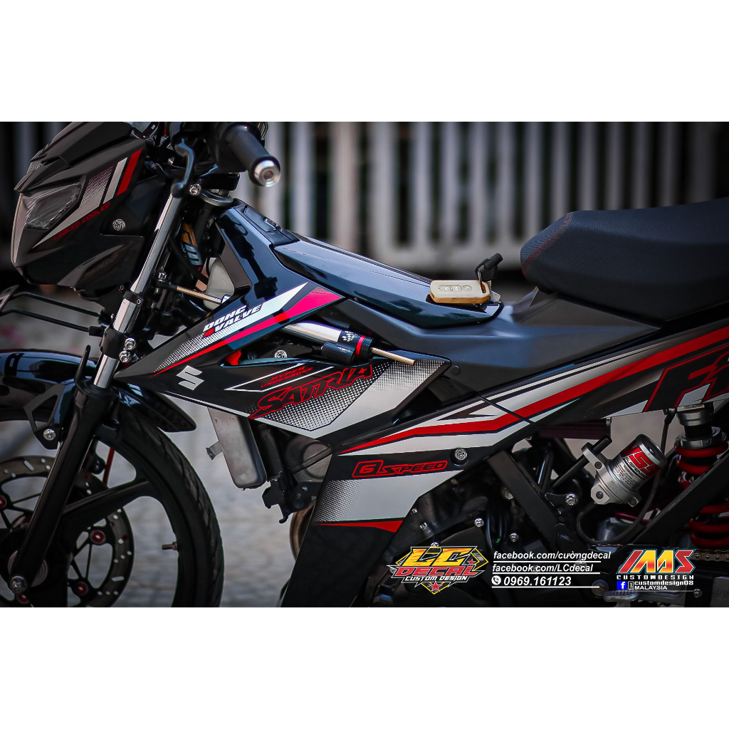 Tem UV cao cấp Satria F150. Sắc nét tuyệt đối, chuẩn khung kĩ thuật. Decal dán xe đen, phối trắng đỏ phong cách