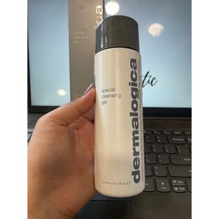 Derma - Daily Skin Health 10 Special Cleansing Gel - Sữa Rửa Mặt Cho Mọi Loại Da Dermalogica Special Cleansing Gel