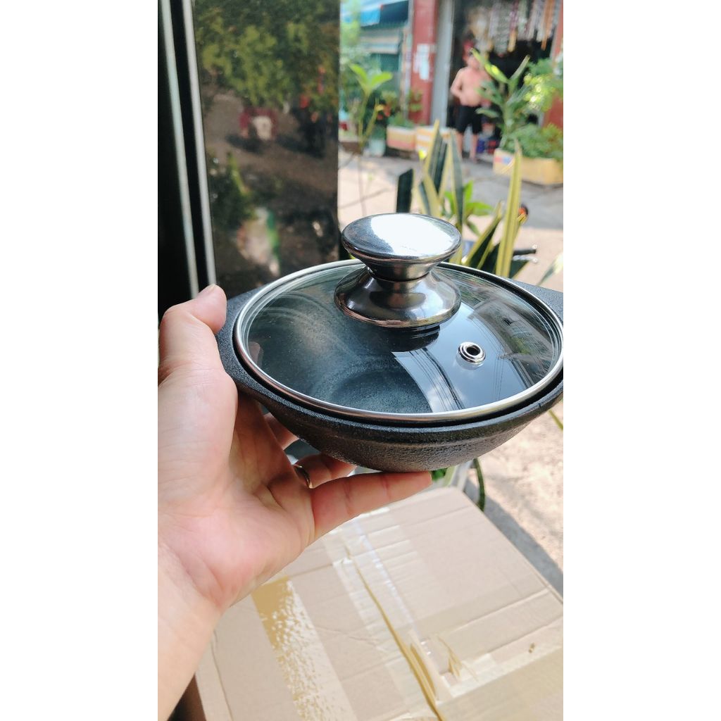 Thố gang - Nồi gang nắp kính đáy V  12 - 16cm chống dính Vạn Lợi
