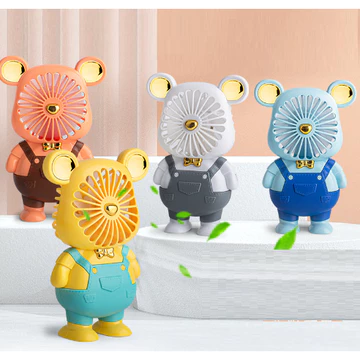 Quạt điện mini để bàn cầm tay - quạt gấu bearbrick cổng sạc usb ( kèm dây sạc)