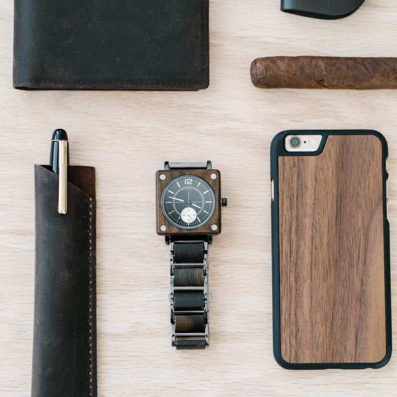 Đồng hồ đeo tay nam vỏ gỗ WoodWatch GR14 ( HOT )