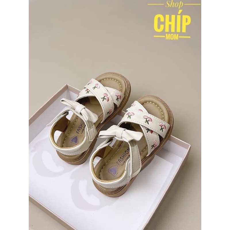 sandal bé gái dép quai hậu cho bé đi học nơ đáng yêu màu trắng thêu thời trang hè thu cho bé 1 tuổi D36