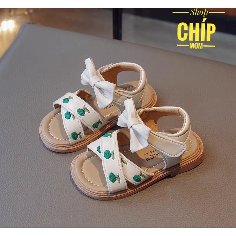sandal bé gái dép quai hậu cho bé đi học nơ đáng yêu màu trắng thêu thời trang hè thu cho bé 1 tuổi D36