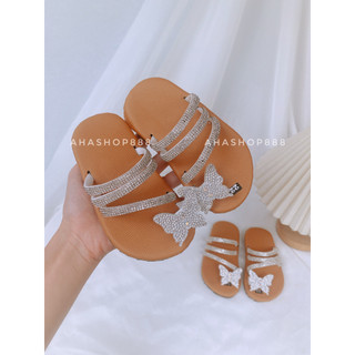 Dép Lê Dép Quai Hậu Xỏ Ngón Đá Bướm Quai Đính Đá Lấp Lánh Hot Trend Cho Bé Gái 1-4 Tuổi K116