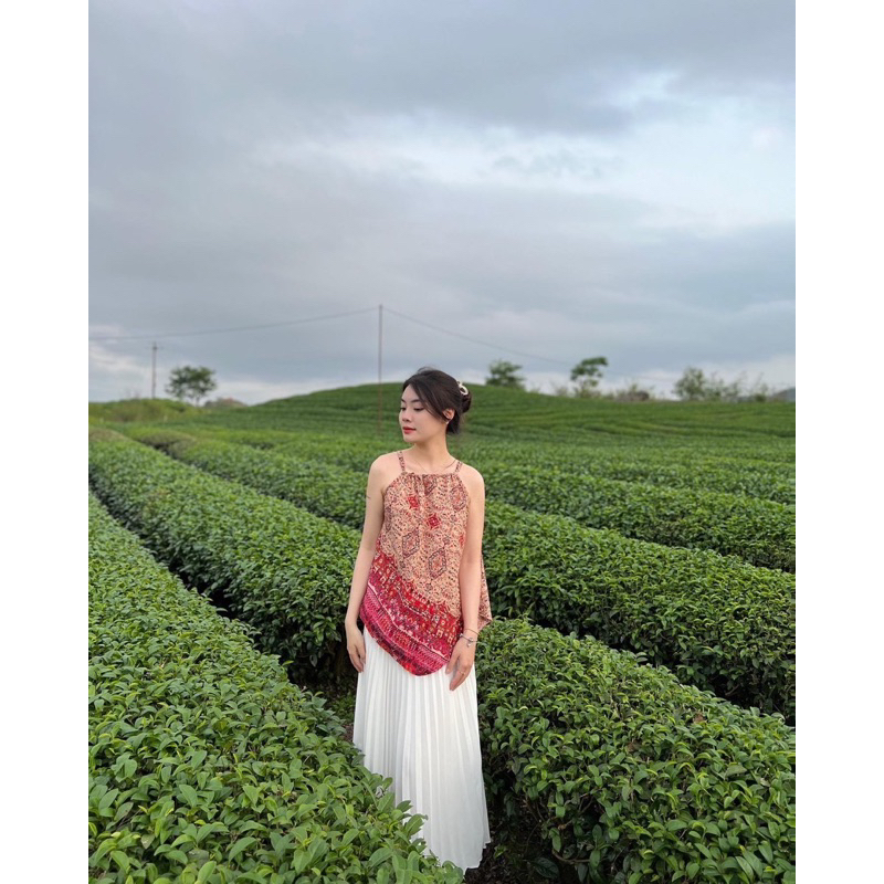 [hot trend]Áo yếm lụa mango xanh lá vạt xéo thổ cẩm phong cách boho dây cột xinh xắn | BigBuy360 - bigbuy360.vn
